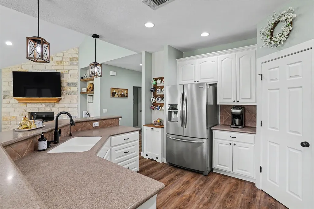 201 Christine Lane Liberty Hill TX 78642