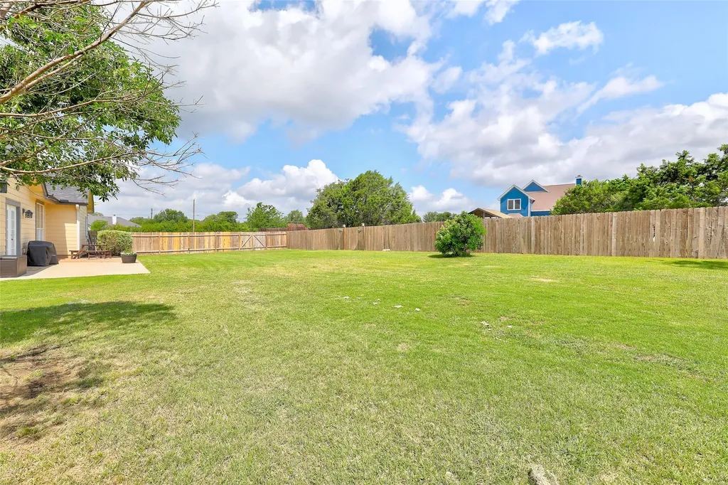 201 Christine Lane Liberty Hill TX 78642