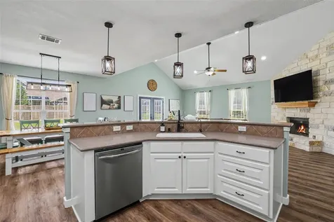 201 Christine Lane Liberty Hill TX 78642