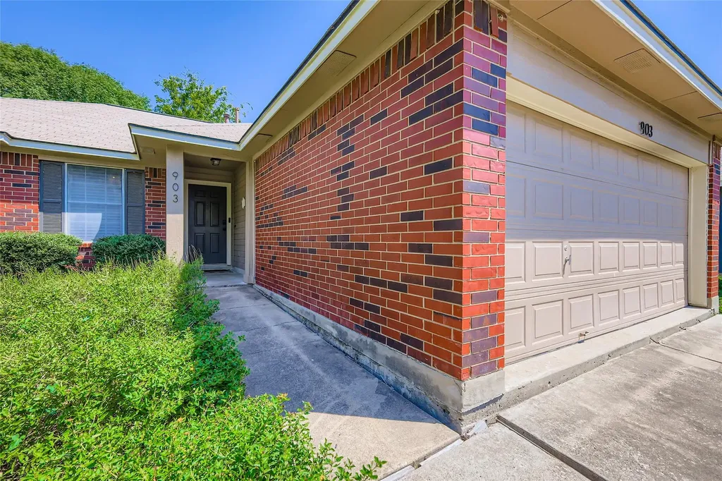 903 Jasmine Trail Georgetown TX 78626