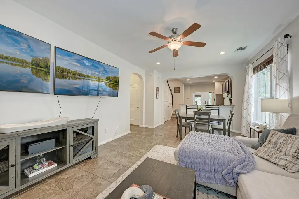 1325 Central Park Court Austin TX 78745