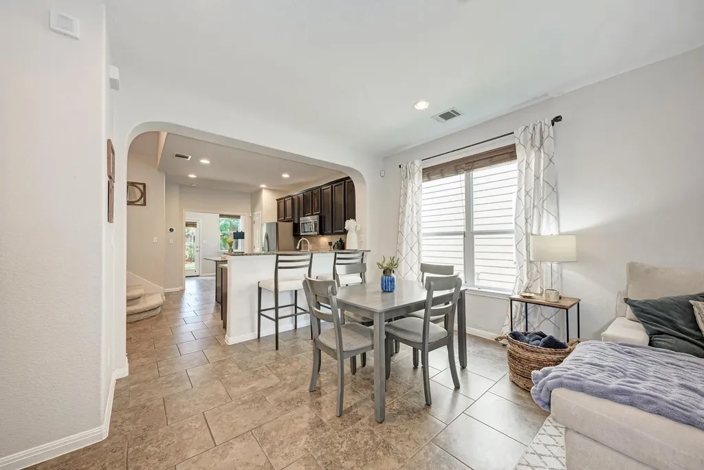 1325 Central Park Court Austin TX 78745