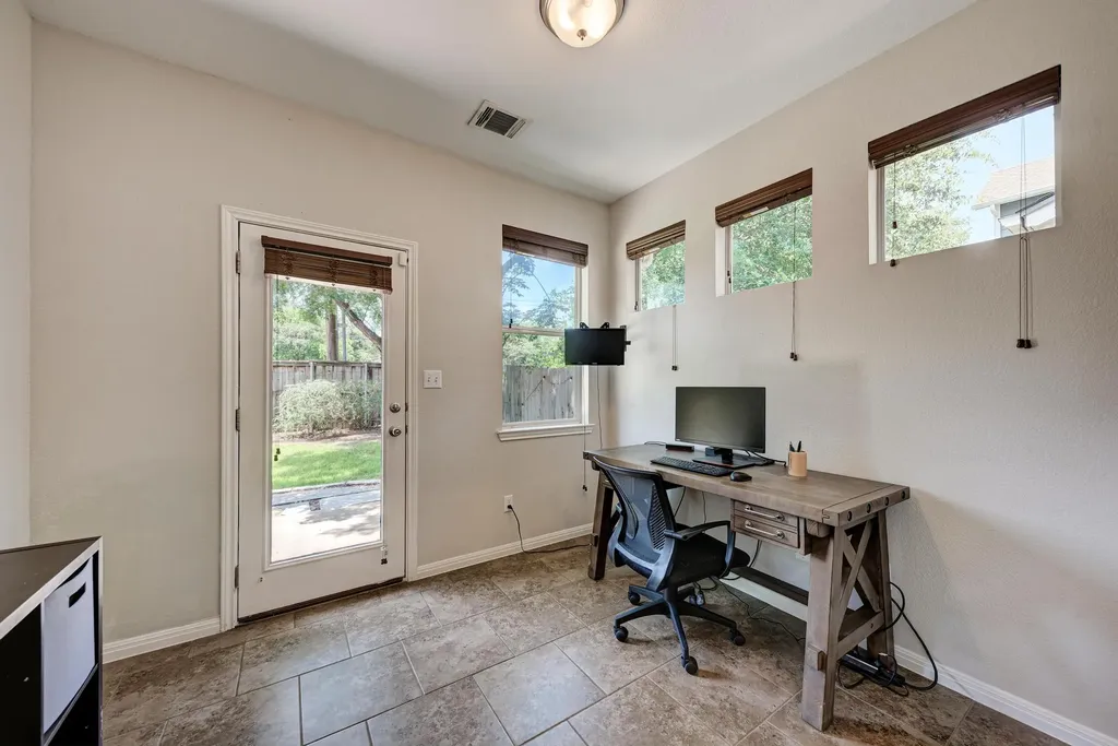 1325 Central Park Court Austin TX 78745