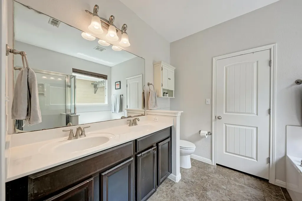 1325 Central Park Court Austin TX 78745