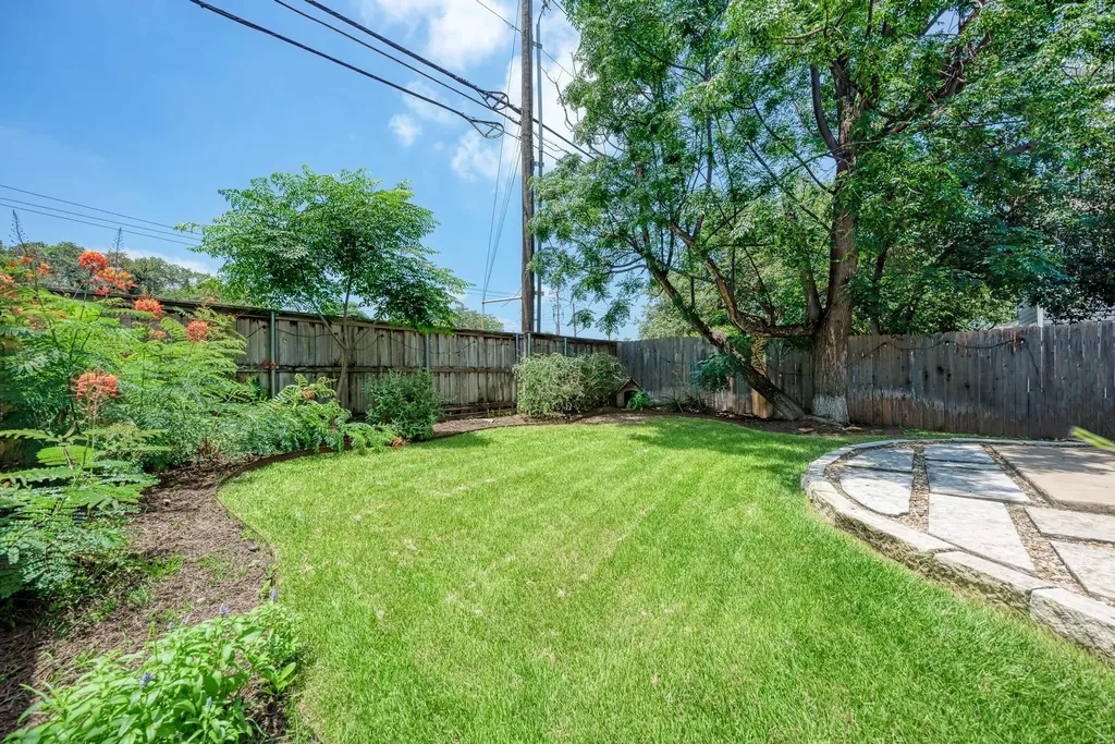 1325 Central Park Court Austin TX 78745