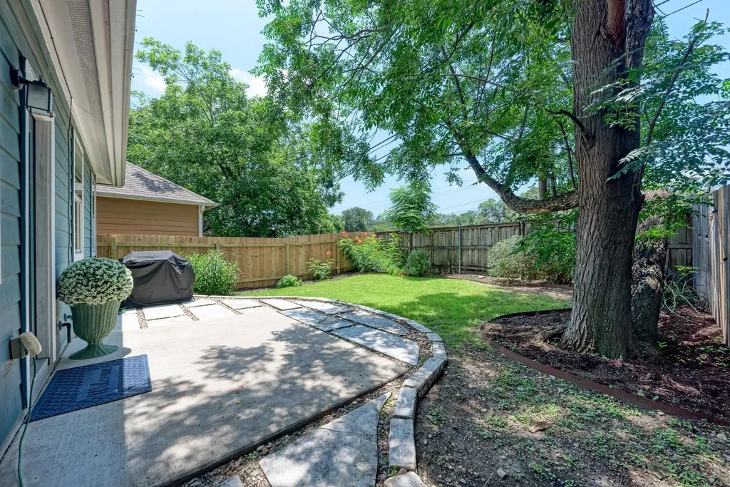 1325 Central Park Court Austin TX 78745