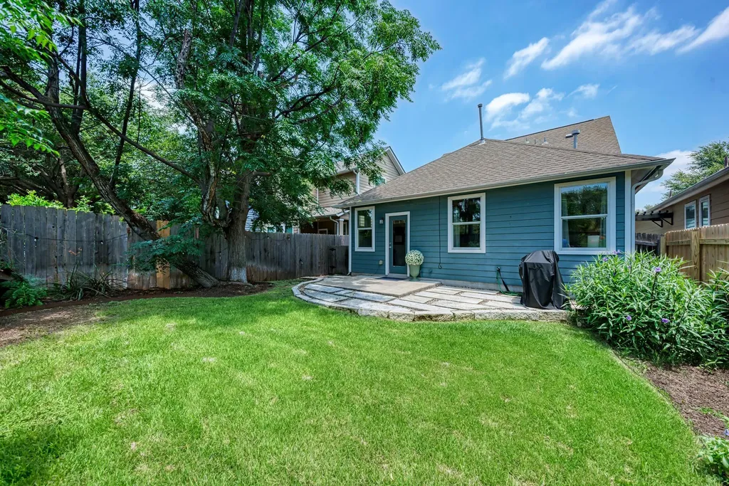 1325 Central Park Court Austin TX 78745