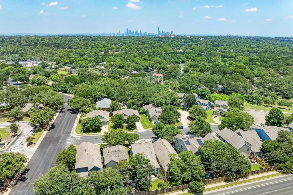 1325 Central Park Court Austin TX 78745