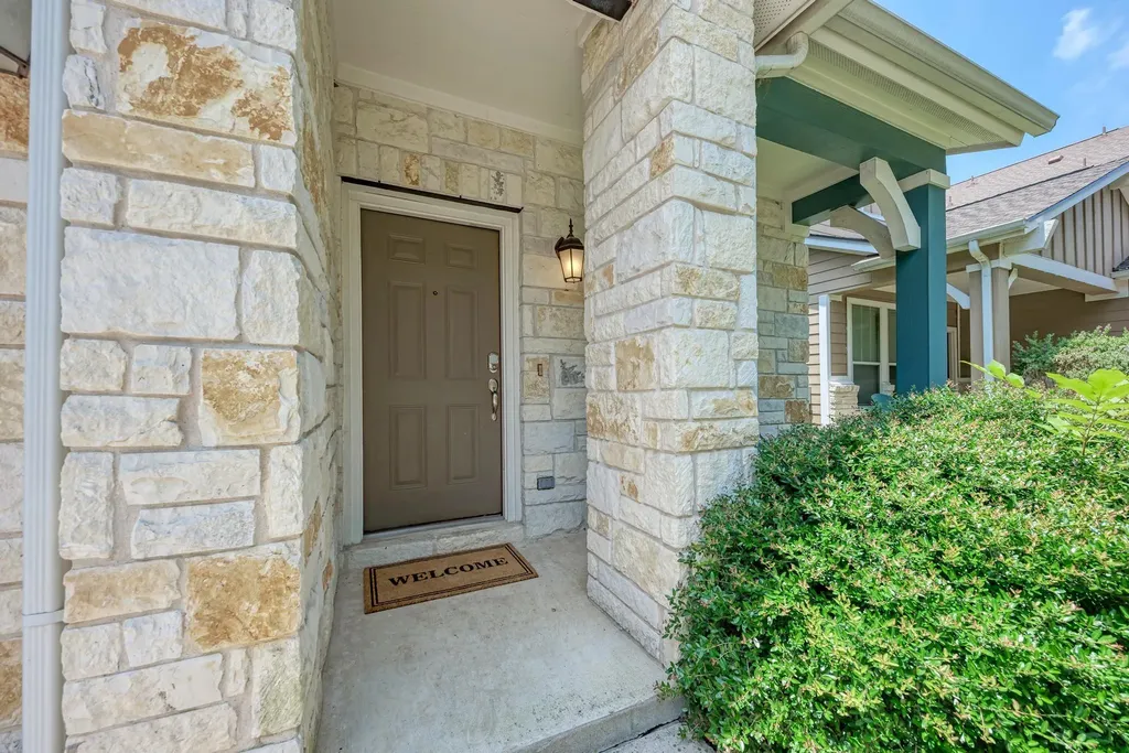 1325 Central Park Court Austin TX 78745
