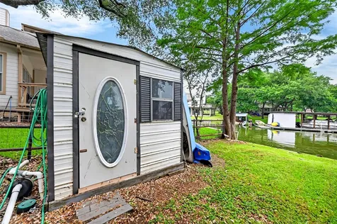 405 Robin Hood Lane Granite Shoals TX 78654
