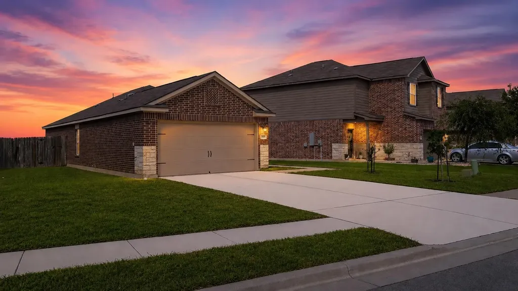 20004 Woodrow Wilson Street Manor TX 78653