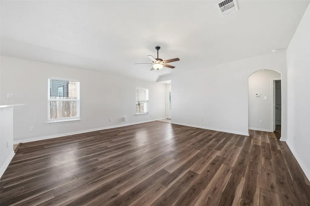 20004 Woodrow Wilson Street Manor TX 78653