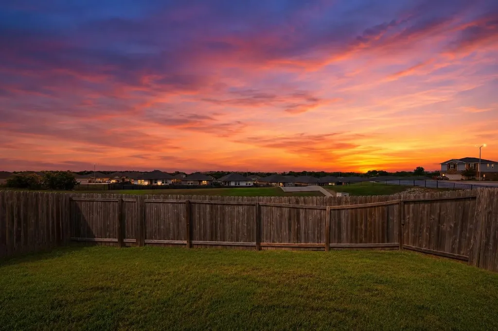 20004 Woodrow Wilson Street Manor TX 78653