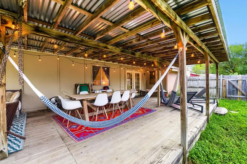 7701 Whitsun Drive Austin TX 78749