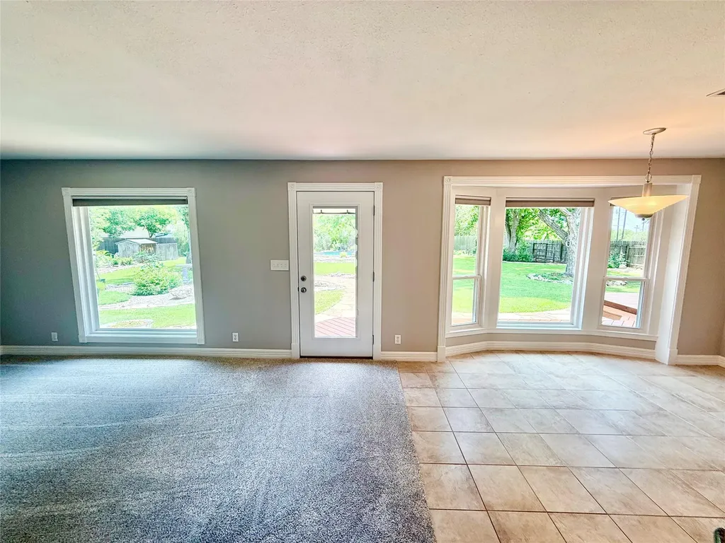 11613 Sunset Drive Austin TX 78748