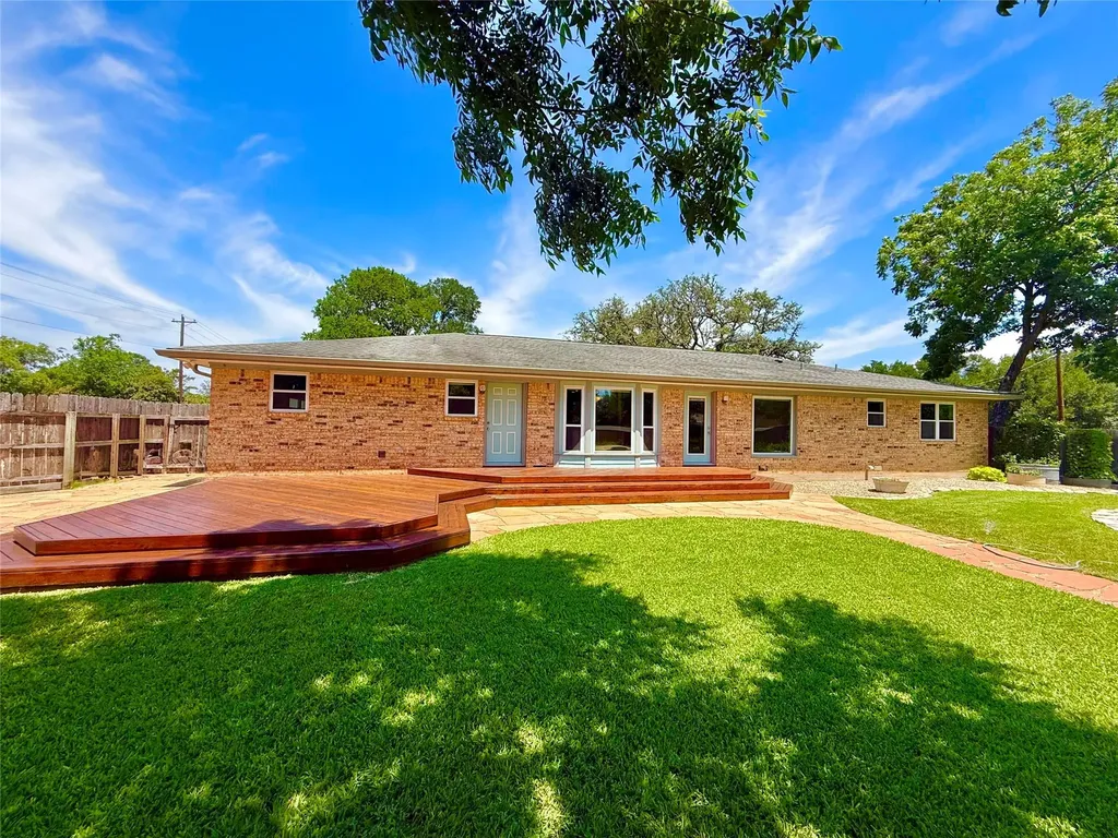 11613 Sunset Drive Austin TX 78748