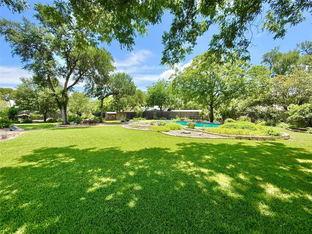 11613 Sunset Drive Austin TX 78748