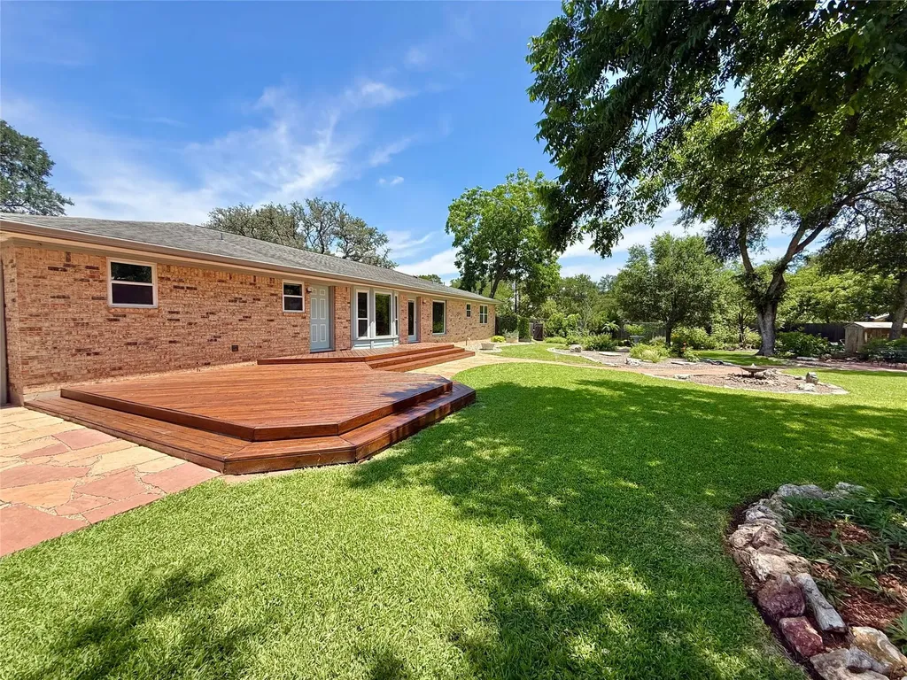 11613 Sunset Drive Austin TX 78748