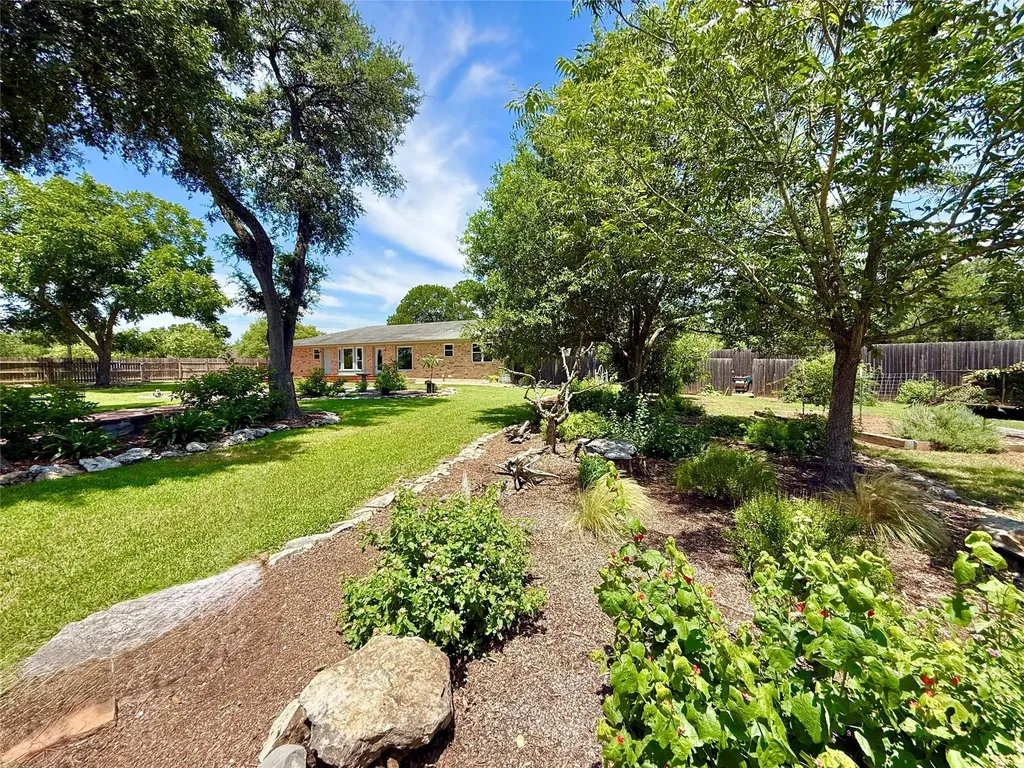 11613 Sunset Drive Austin TX 78748