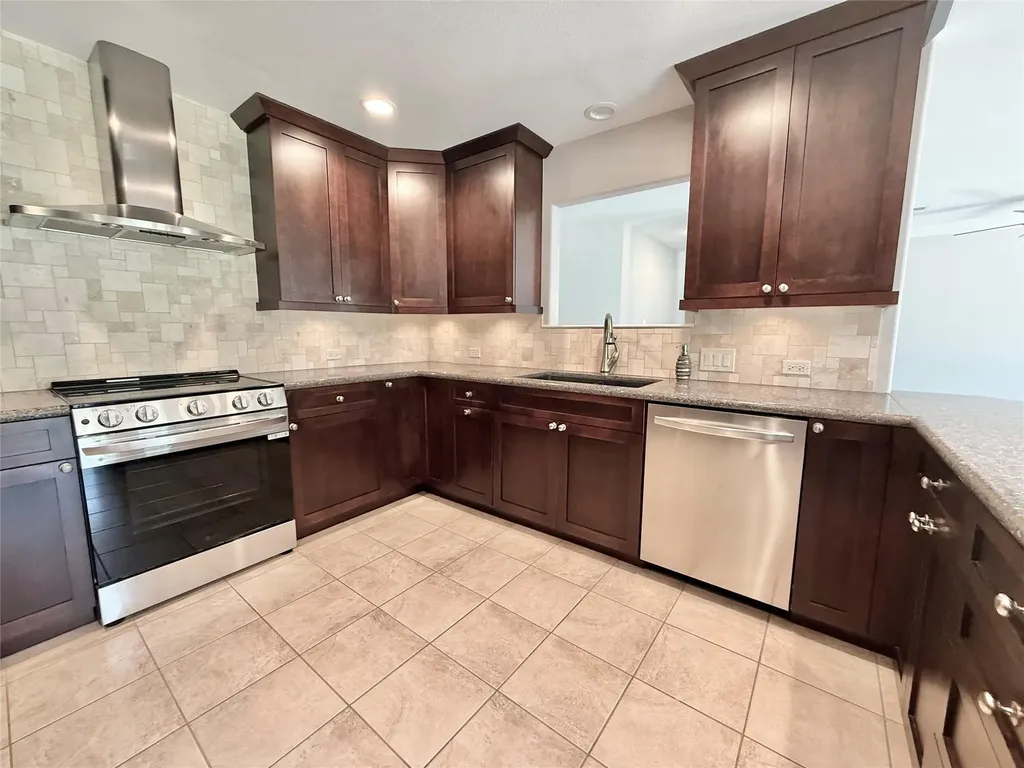 11613 Sunset Drive Austin TX 78748