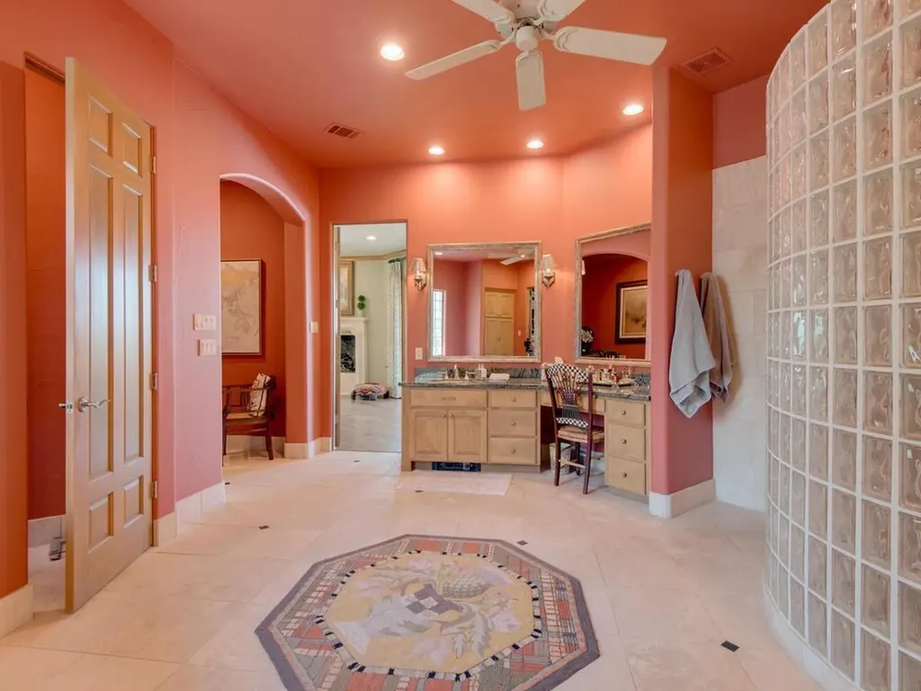 202 Hidden Hills Cove Spicewood TX 78669