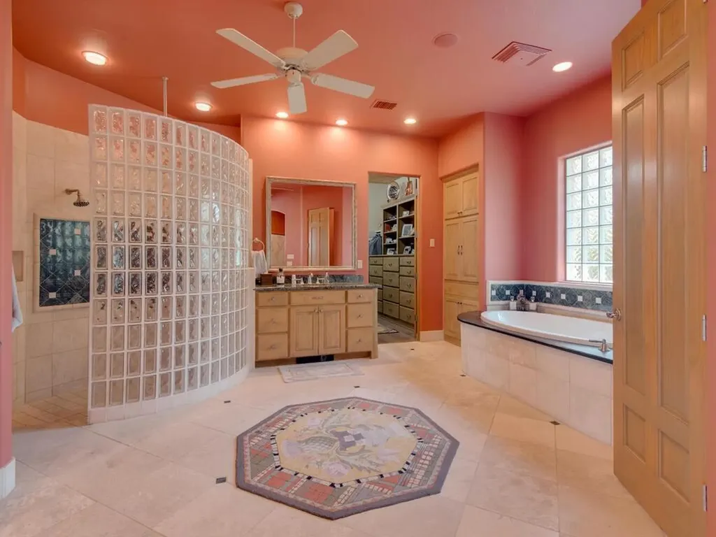 202 Hidden Hills Cove Spicewood TX 78669