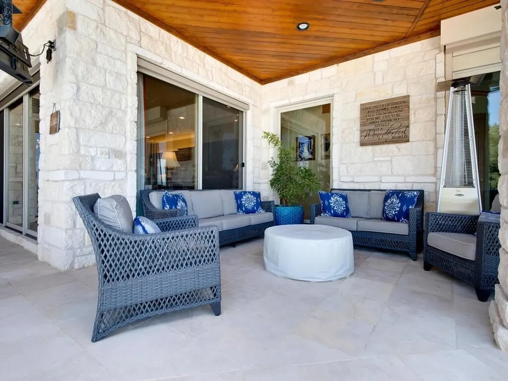 202 Hidden Hills Cove Spicewood TX 78669