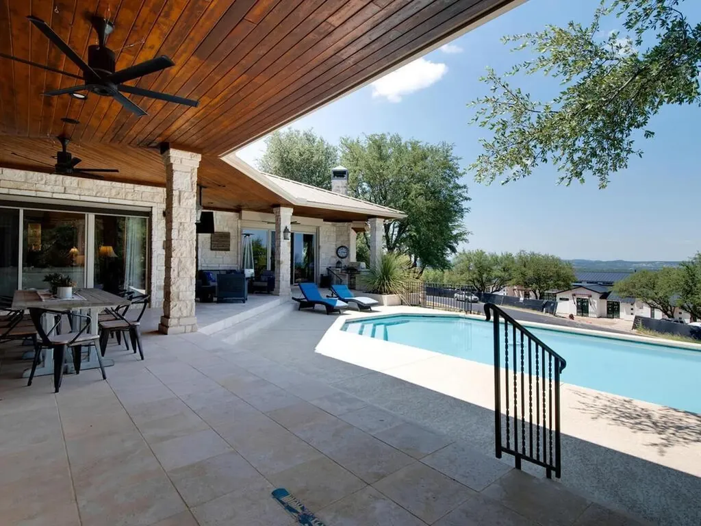 202 Hidden Hills Cove Spicewood TX 78669