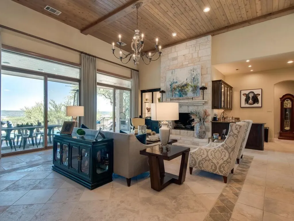 202 Hidden Hills Cove Spicewood TX 78669