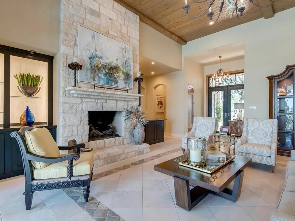 202 Hidden Hills Cove Spicewood TX 78669