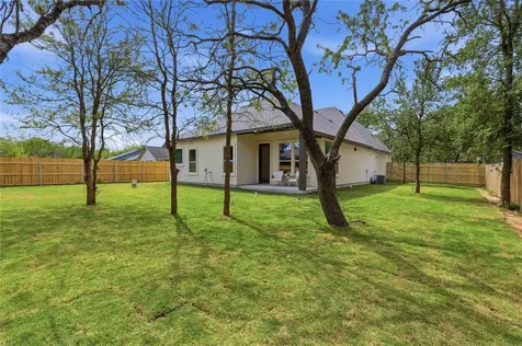 122 W Pauwela Lane Bastrop TX 78602