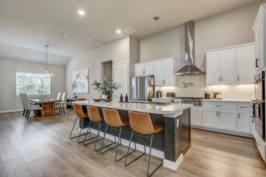 210 Fairdale Cove Austin TX 78738