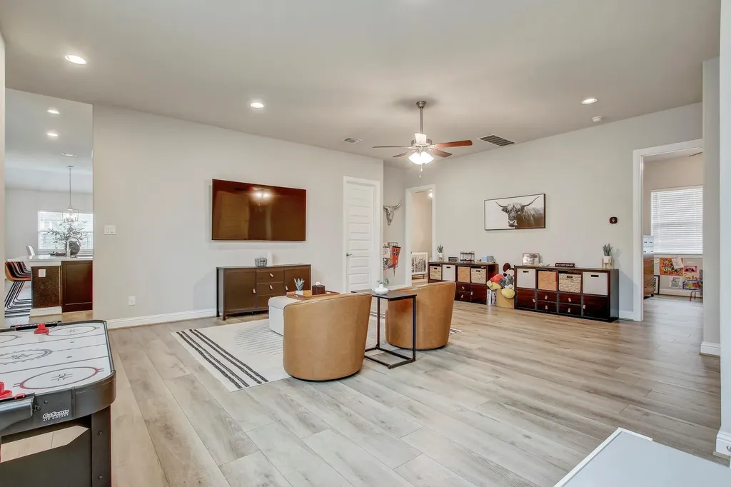 210 Fairdale Cove Austin TX 78738