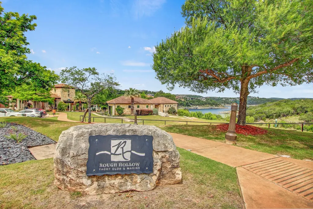 210 Fairdale Cove Austin TX 78738