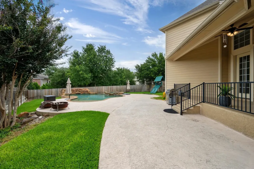 2821 Cool River Loop Round Rock TX 78665