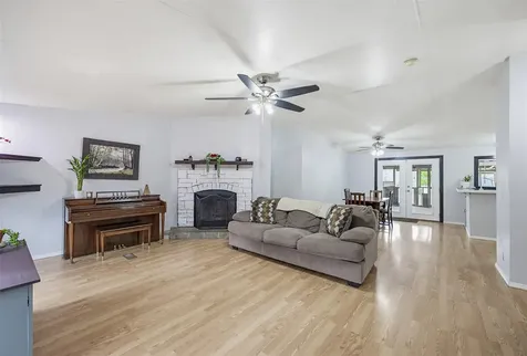 501 Turkey Tree Trail Seguin TX 78155