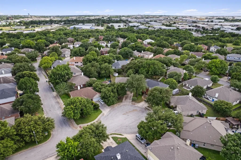 1623 War Horse Lane Round Rock TX 78664
