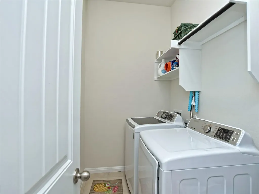130 Sunshine Lane Kyle TX 78640