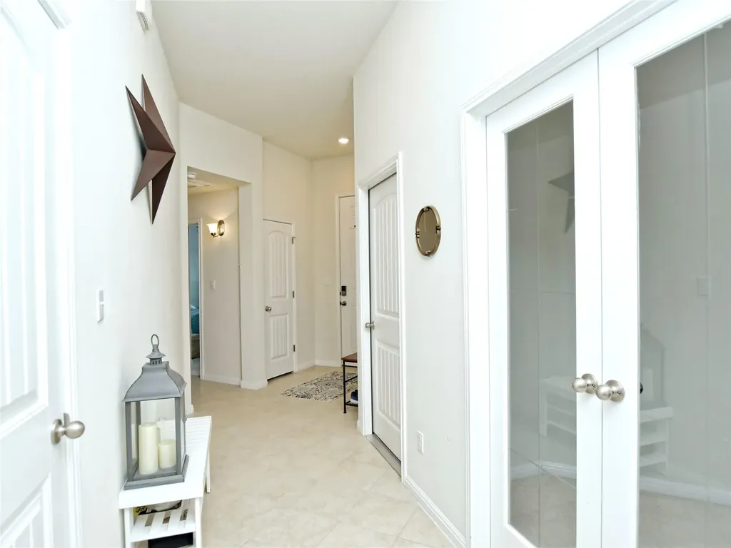 130 Sunshine Lane Kyle TX 78640