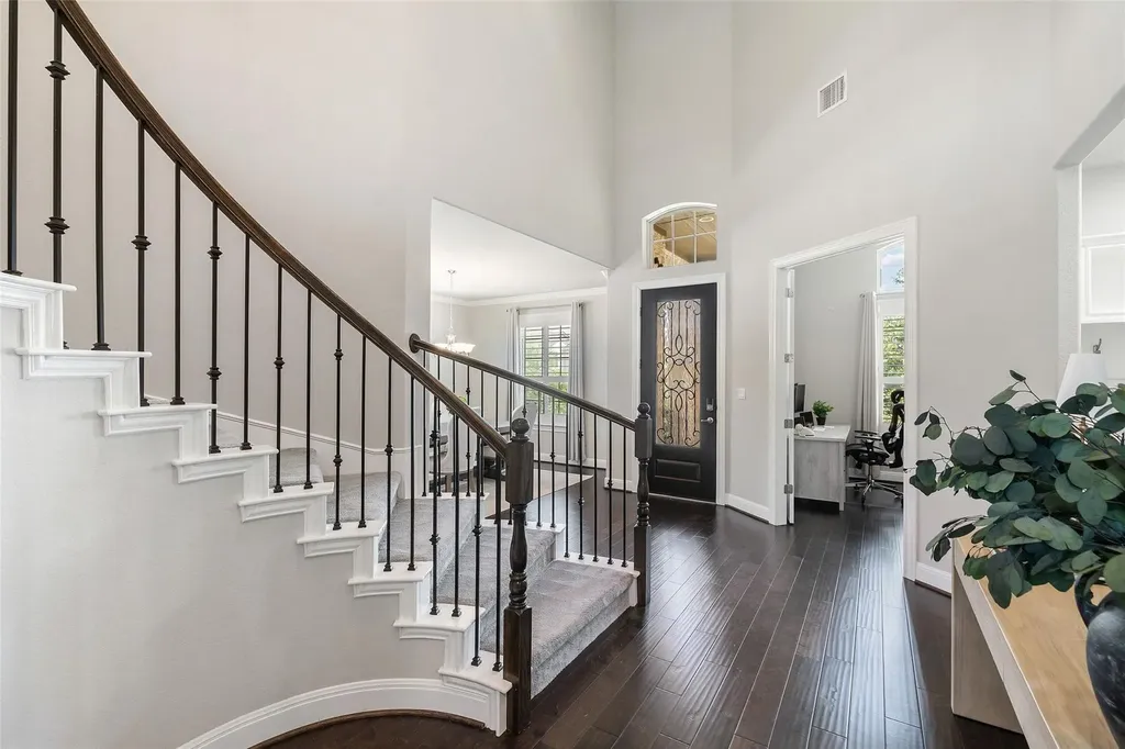 15504 Cabrillo Way Austin TX 78738