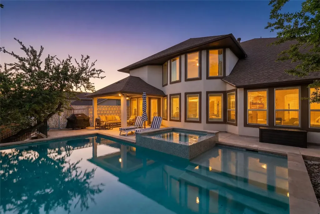 15504 Cabrillo Way Austin TX 78738