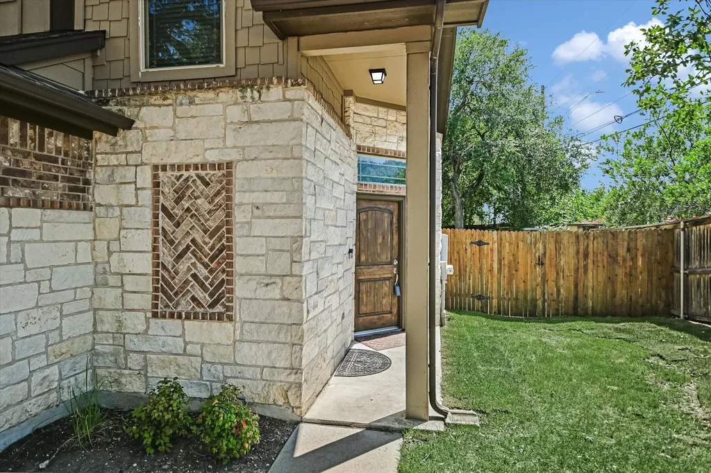 7709 Menchaca Road Austin TX 78745