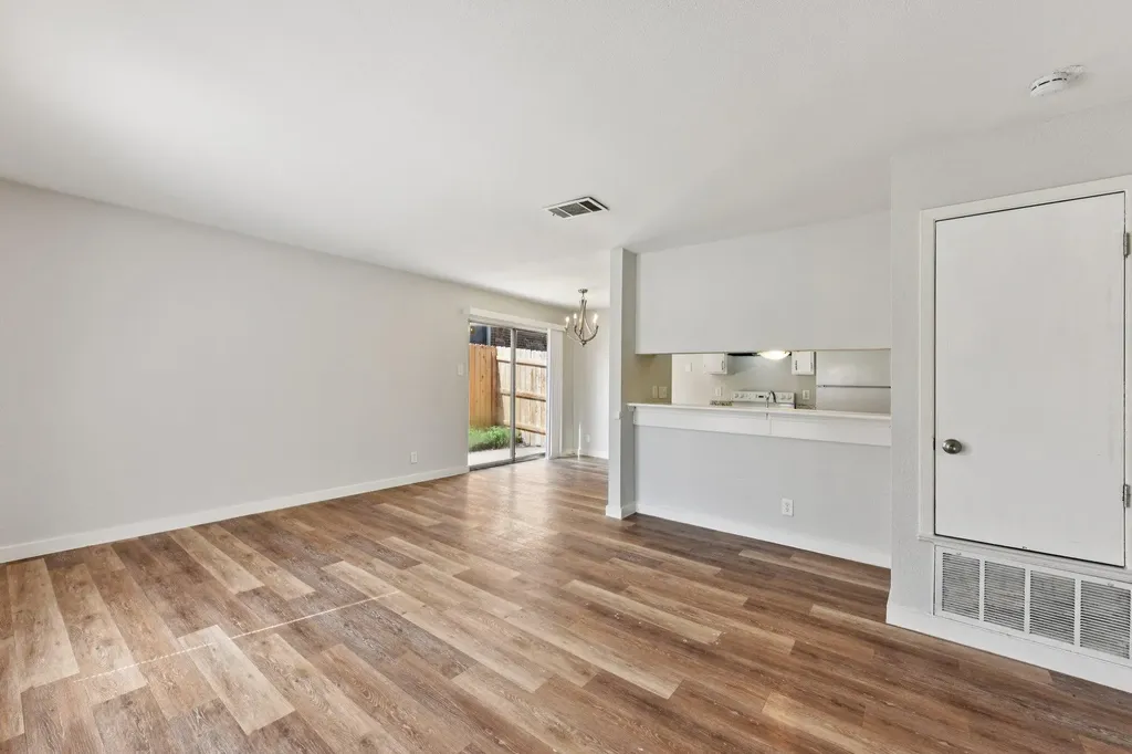 1210 Southport Drive Austin TX 78704