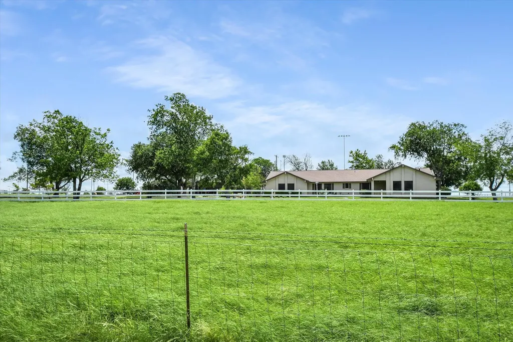 7 Brenda Lane Round Rock TX 78665