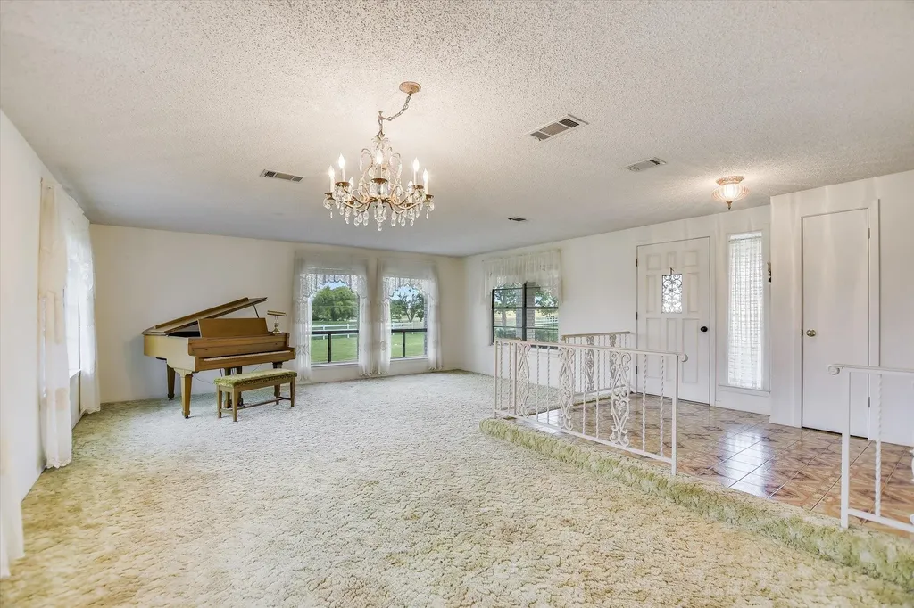 7 Brenda Lane Round Rock TX 78665