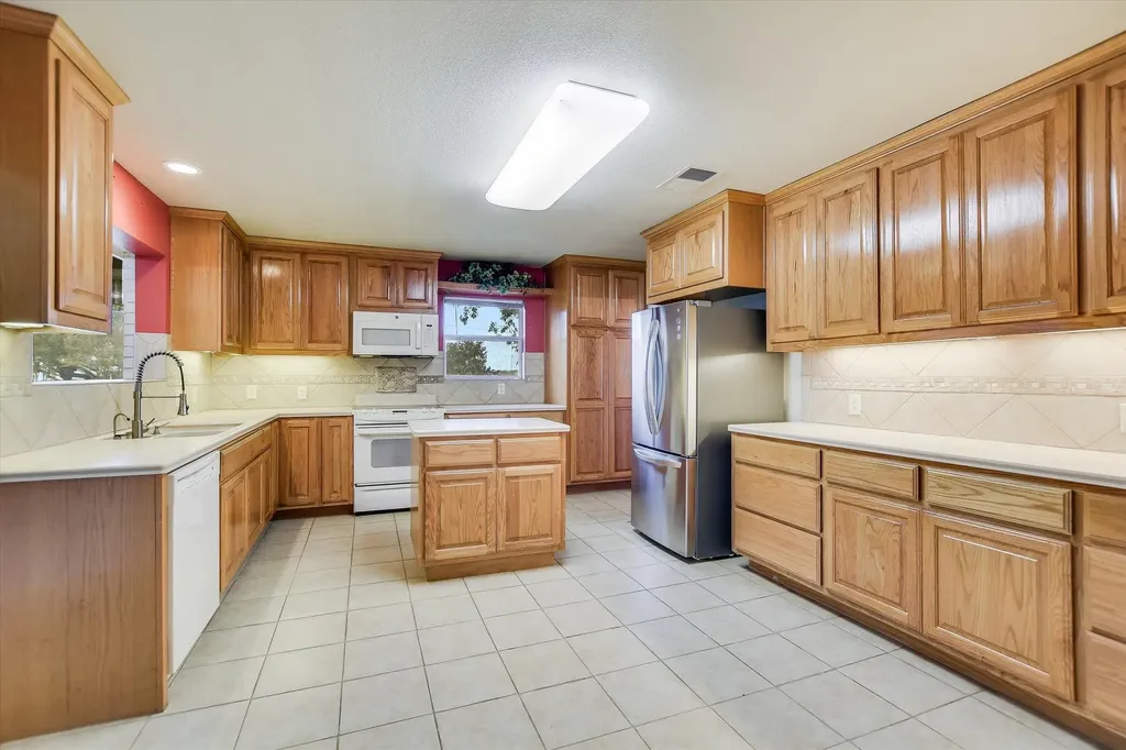 7 Brenda Lane Round Rock TX 78665