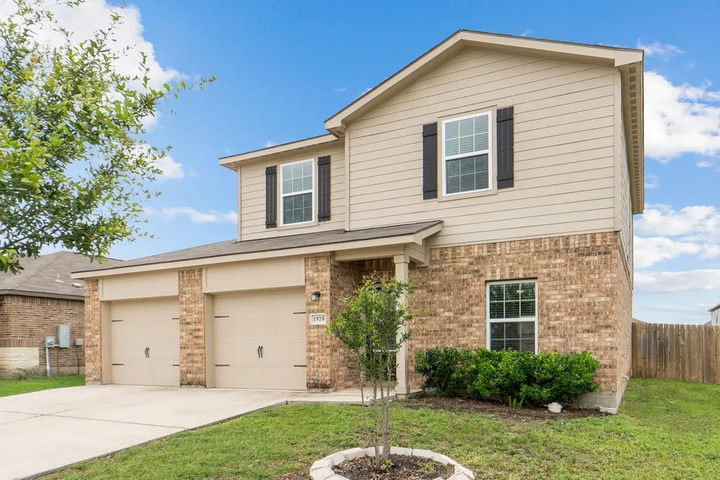1579 Violet Lane Kyle TX 78640