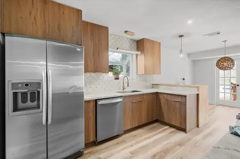 9223 Independence Loop Austin TX 78748