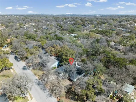 9223 Independence Loop Austin TX 78748
