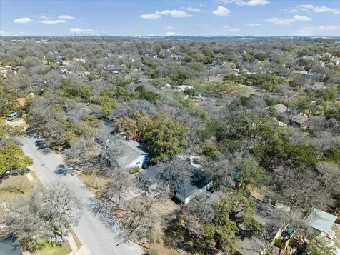 9223 Independence Loop Austin TX 78748